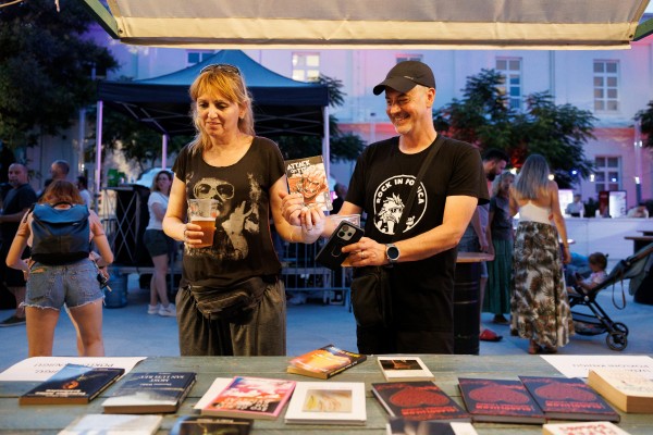 Zadrani postali glavni glumci neobičnog vjenčanja na KvartArt festivalu