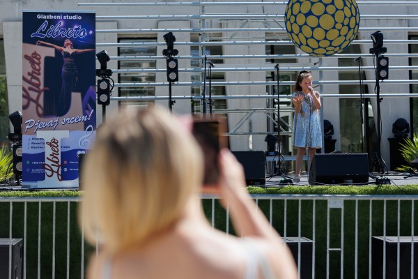 Zoster i Gretta obilježili subotu na KvART festivalu